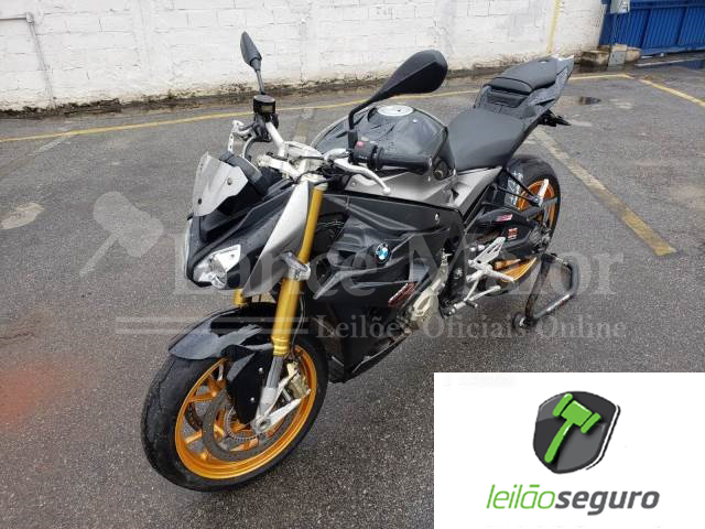 LOTE 012 - BMW S1000 R 2015