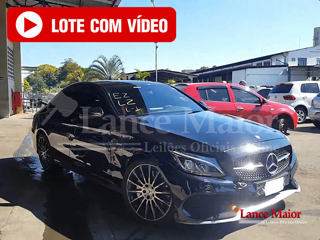 LOTE 009 - Mercedes Benz AMG GT 2015