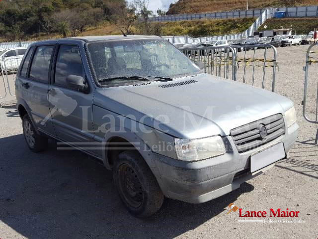 LOTE 002 - Fiat Uno Mille Fire Economy Way 1.0 2010
