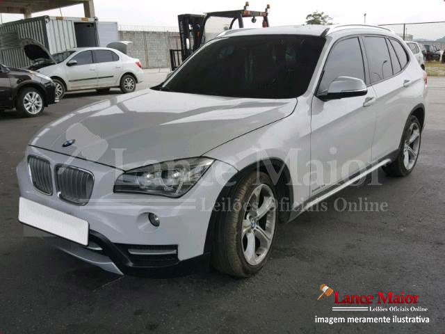 LOTE 010 - BMW X1 SDRIVE 20I 2.0 16V 2014